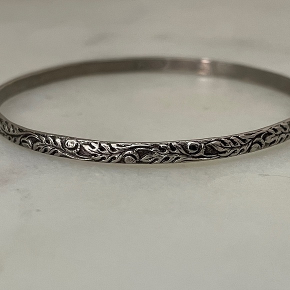 Monet vintage bangle. - Picture 3 of 7